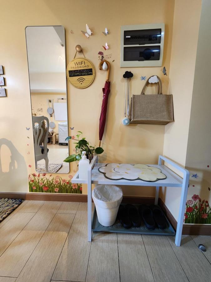Spacious Cozy Suite At The Venice Mall With Free Parking And Washing Machine (Adults Only) Taguig Exterior foto
