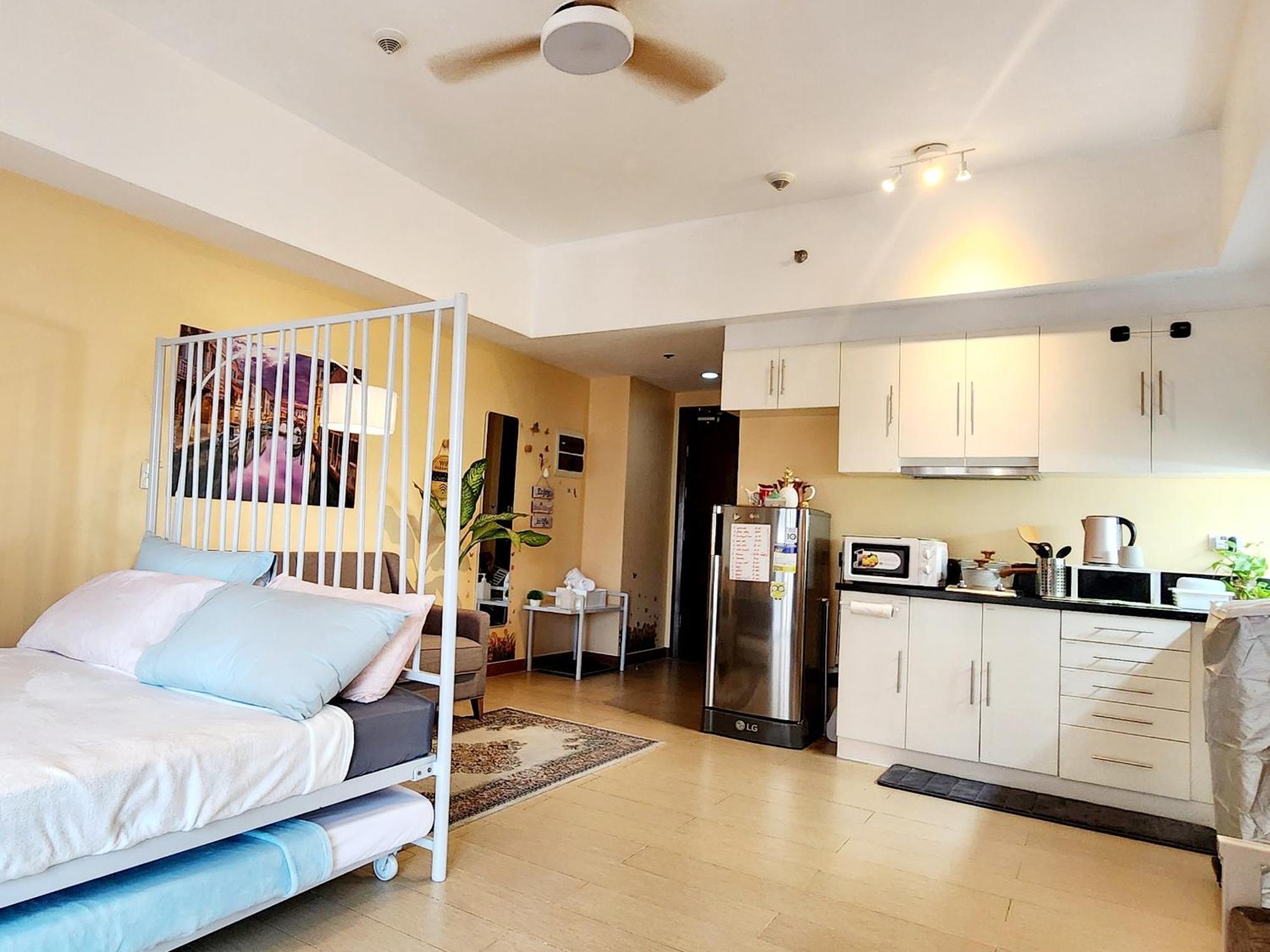 Spacious Cozy Suite At The Venice Mall With Free Parking And Washing Machine (Adults Only) Taguig Habitación foto
