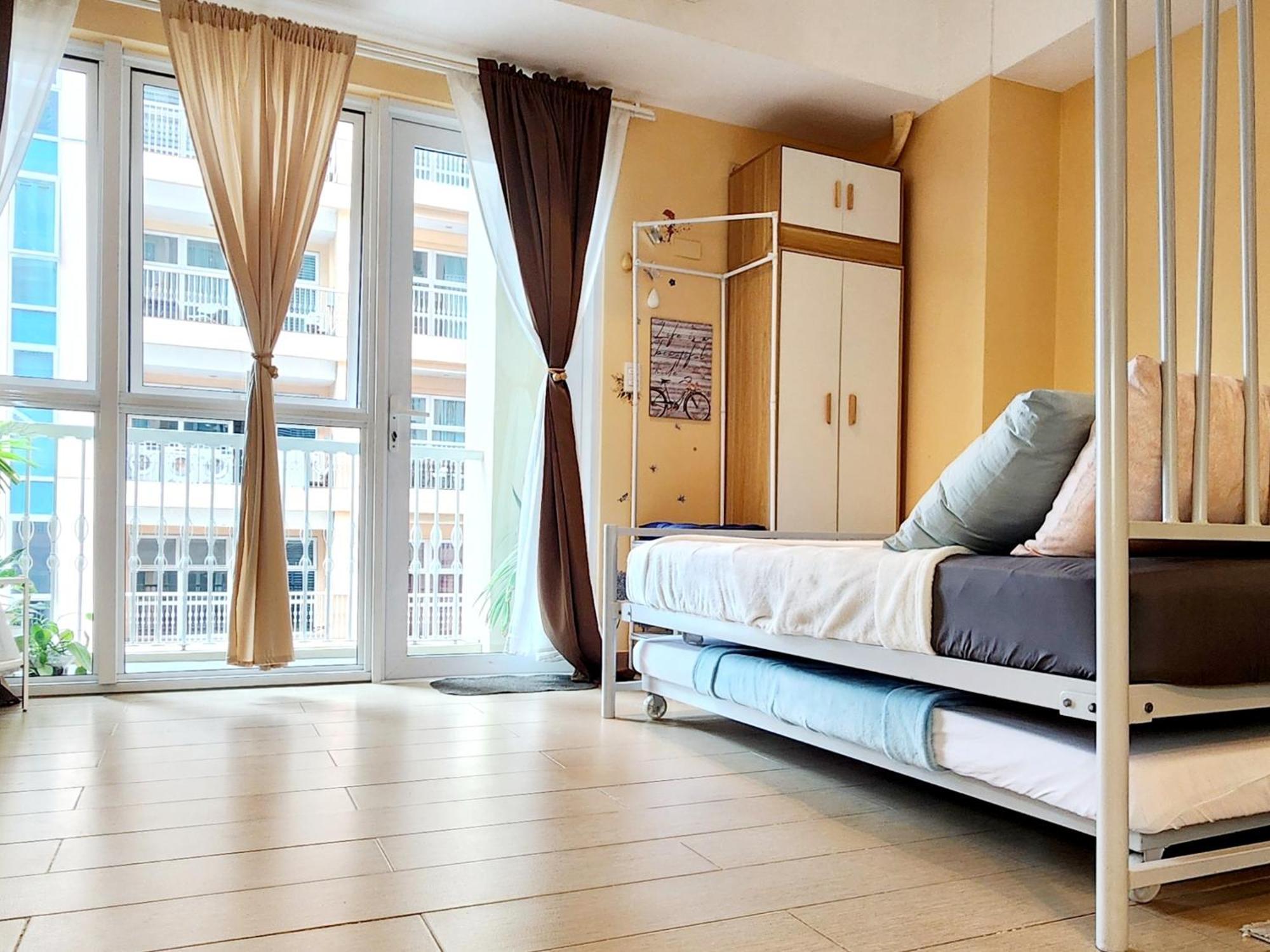 Spacious Cozy Suite At The Venice Mall With Free Parking And Washing Machine (Adults Only) Taguig Habitación foto